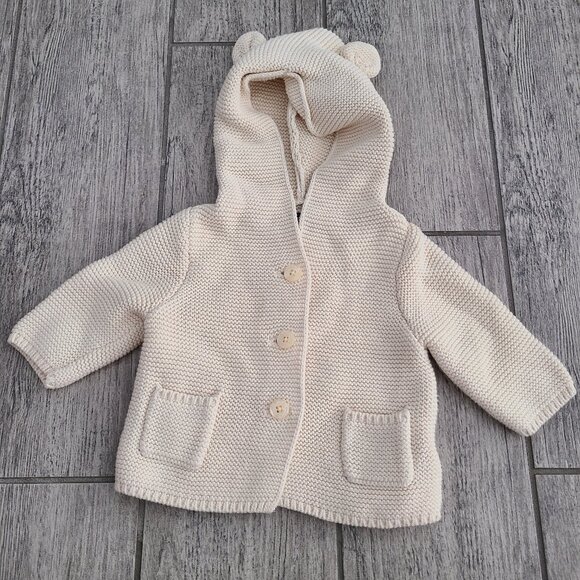 babyGap Cream Knit Bear Hooded Cardigan Size 0–3 Months - Picture 1 of 6